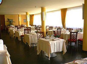 Hotel & La Sibilla Cusiana Pettenasco