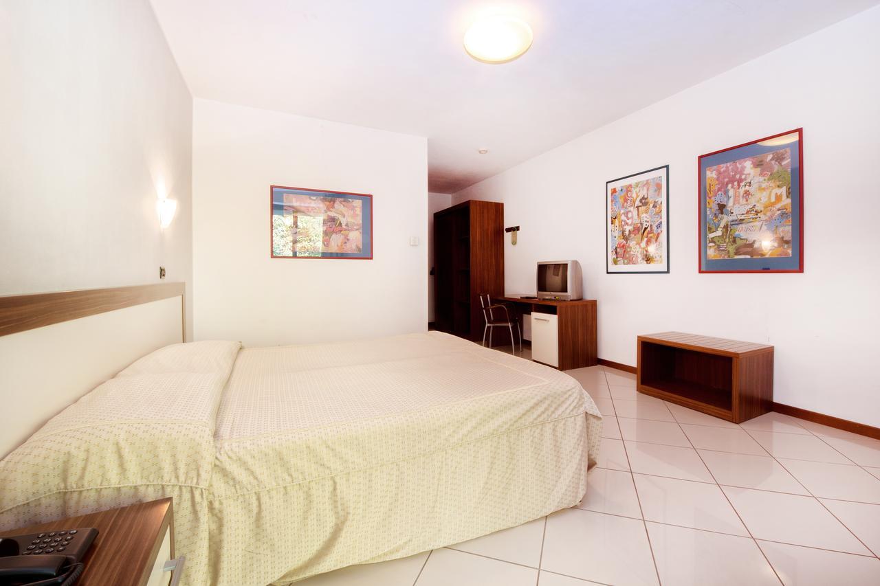 & La Sibilla Cusiana Hotel Pettenasco